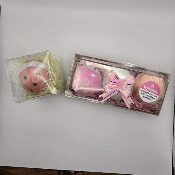 ###(New) The Island Bath & Body Bath Bombs  (5.5 oz Each) - Picture 3 of 12